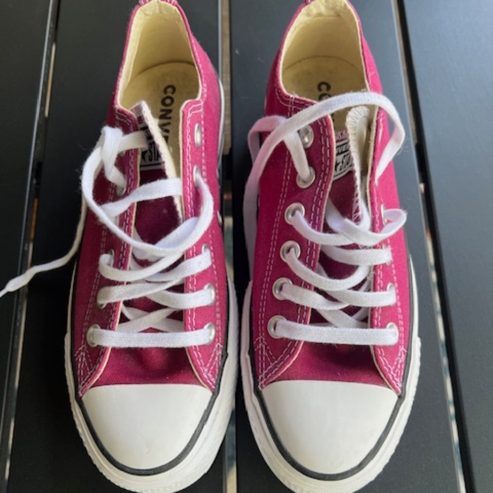 Women's Converse Chuck Taylor All Star Lift Low-Top Sneaker Size 7.5